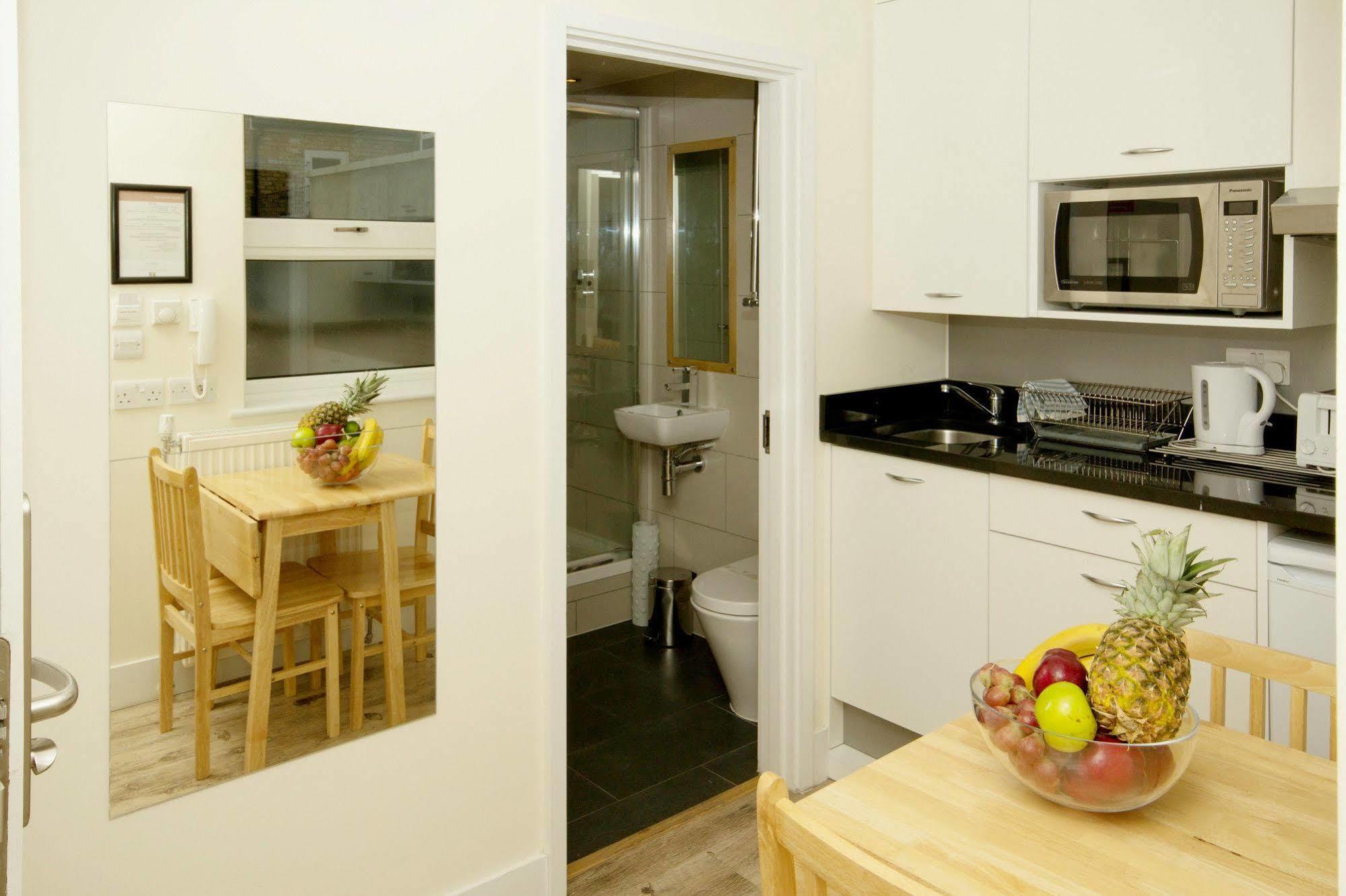 Finsbury Serviced Apartments Лондон Екстериор снимка