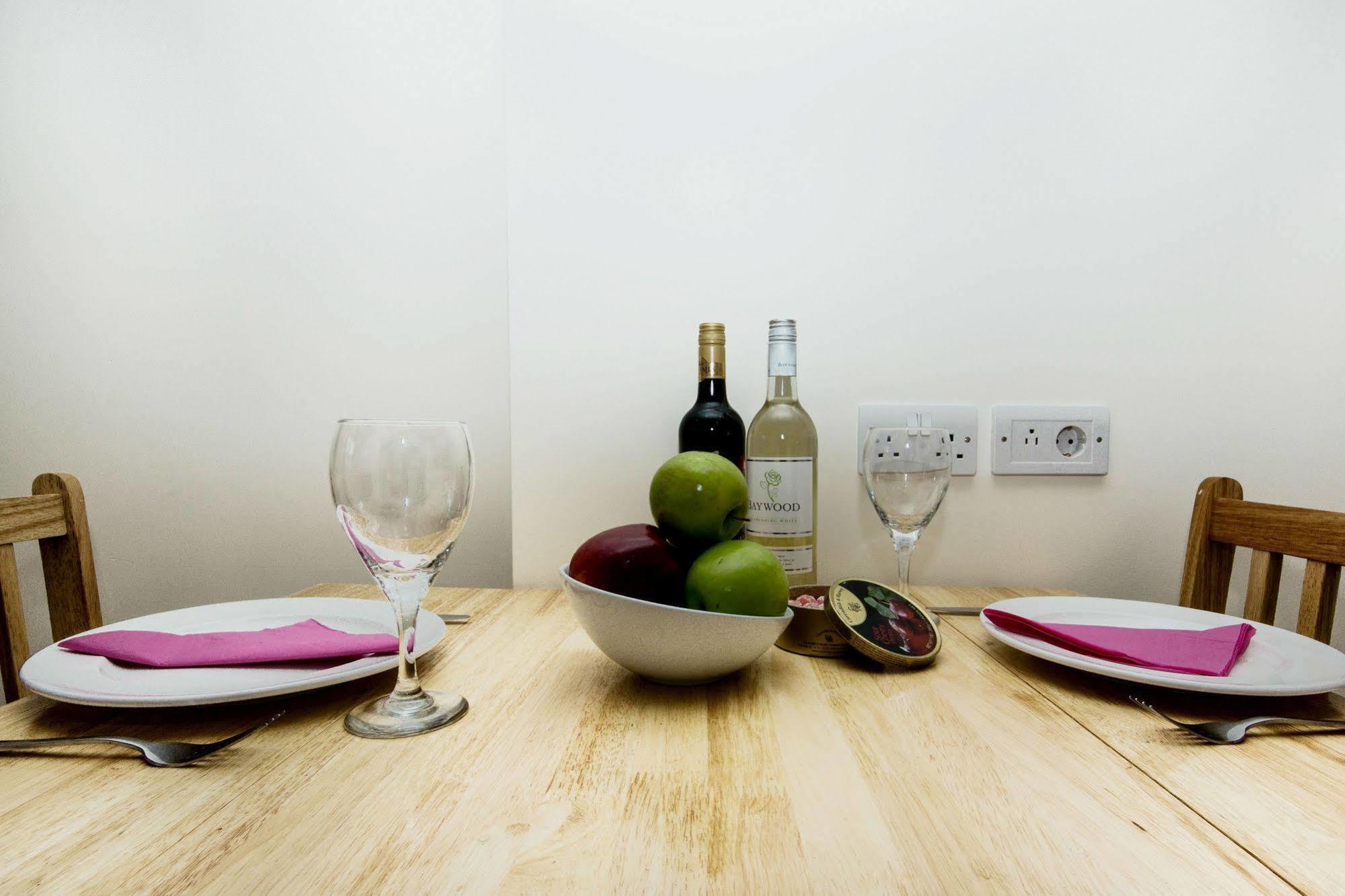 Finsbury Serviced Apartments Лондон Екстериор снимка