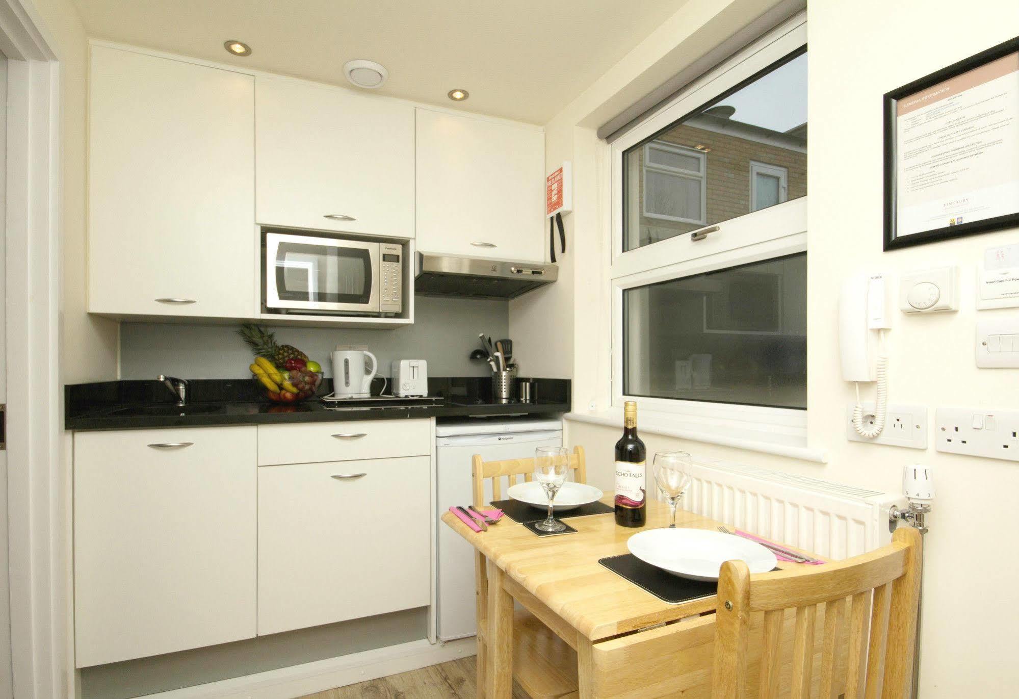 Finsbury Serviced Apartments Лондон Екстериор снимка