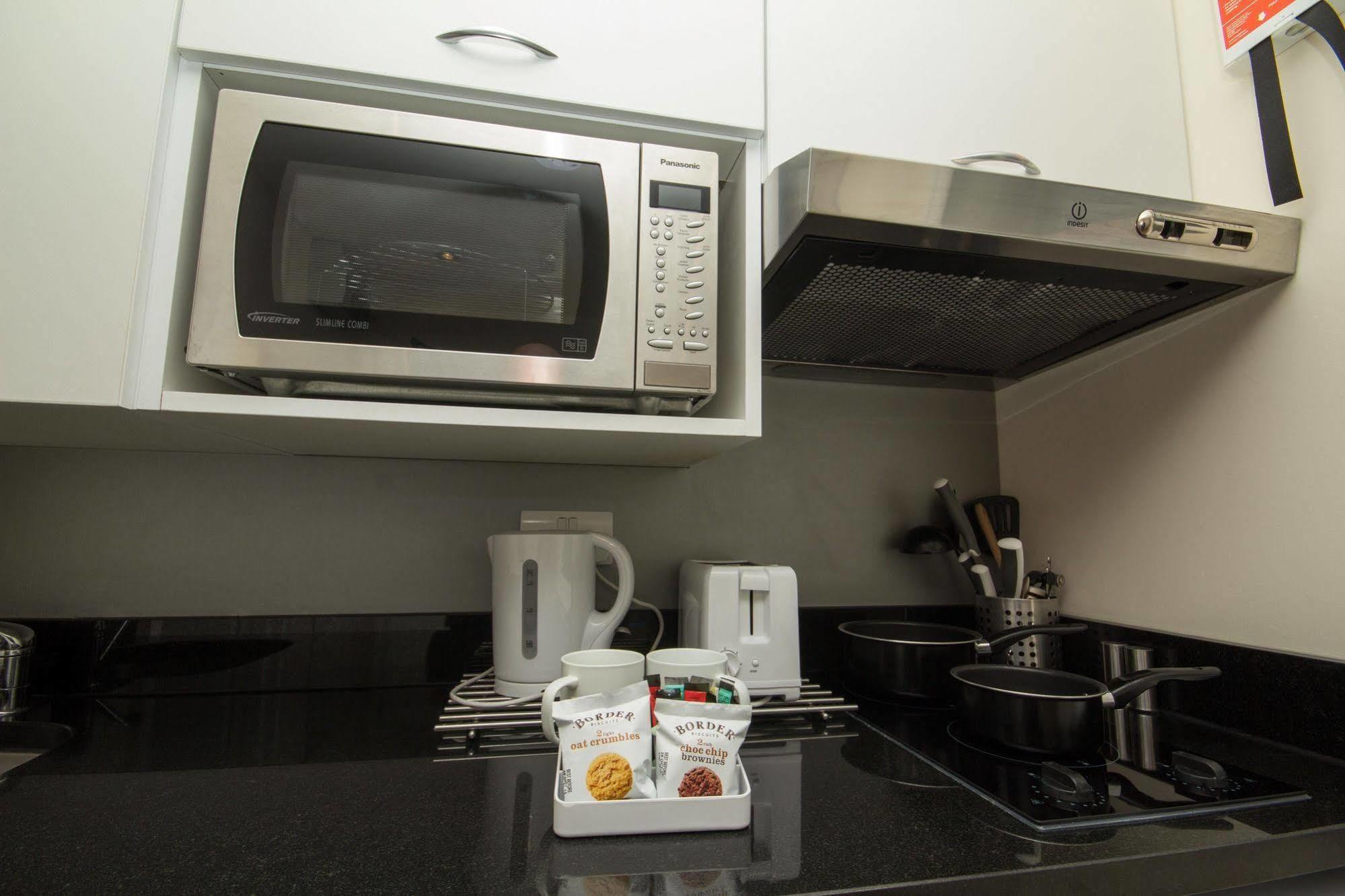 Finsbury Serviced Apartments Лондон Екстериор снимка